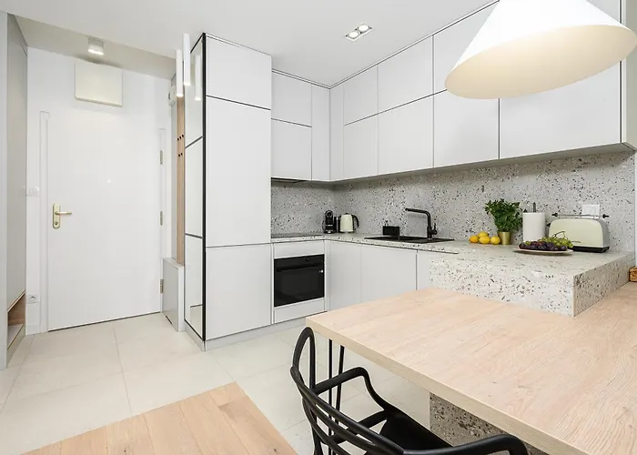 Shortstaypoland Dzielna Premium P5