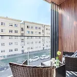 Shortstaypoland Dzielna Premium P5 * 바르샤바